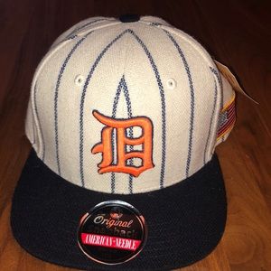 Detroit Tigers SnapBack American Needle